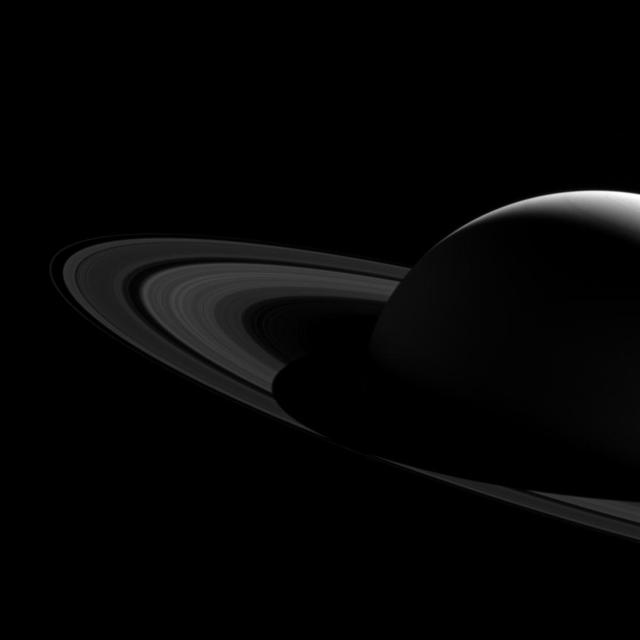 imagen de Saturno y sus anillos